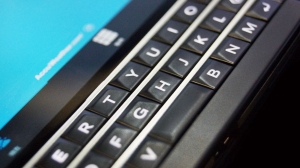 グッバイ、トラックパッド！タッチ操作に対応した「BlackBerry Passport」のキーボードをレビュー