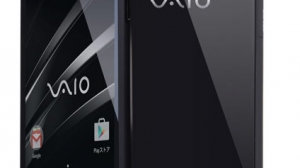 Vaio初のスマートフォン Vaio Phone Va 10j 発表後 批判殺到 Geekles